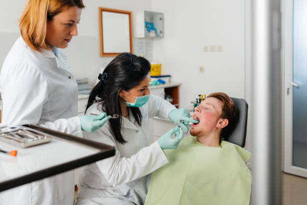Best Broken or Chipped Tooth Repair in Ellenton, FL